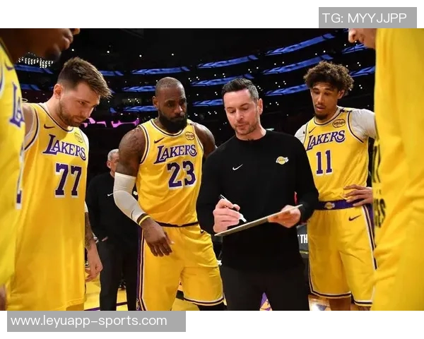 雷迪克谈球队氛围提升称互动改善助力团队凝聚力增强