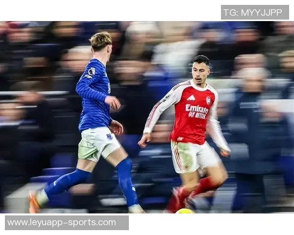 英超激战利物浦小胜热刺阿森纳稳居圣诞冠军皇马喜迎三连胜盛况